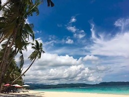 Crimson Resort & Spa Boracay