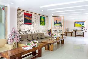Landmark Hotel