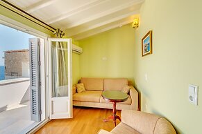 Apollonion Palace Hotel
