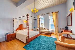 Apollonion Palace Hotel