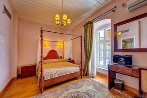 Apollonion Palace Hotel