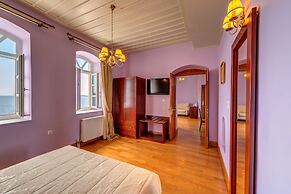 Apollonion Palace Hotel