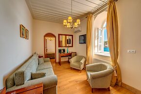 Apollonion Palace Hotel
