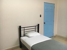 Andaina Hostel
