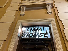 Lima House - Hostel