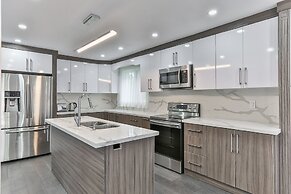 QuickStay - Classy 5brm House in Vaughan