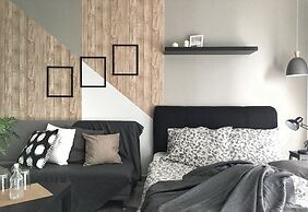 Pinnacle PJ Penguin Homes