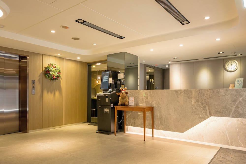 VIP Hotel