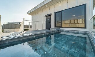 Arte Resort Spa & Pool Villa
