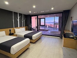 Arte Resort Spa & Pool Villa