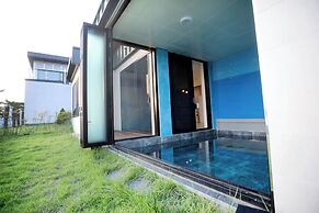 Arte Resort Spa & Pool Villa
