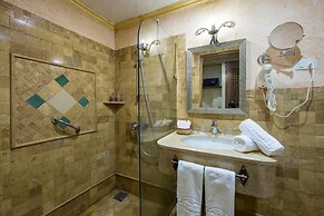 Caucasus Hotel