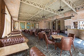 Caucasus Hotel