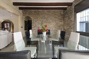 Villa Bouganvillea