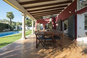Villa Bouganvillea