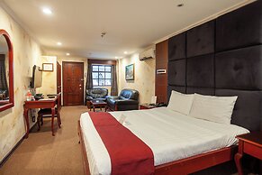 THE AMSTERDAM HOTEL
