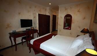 THE AMSTERDAM HOTEL