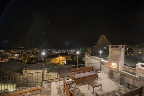 Charming Cave Hotel