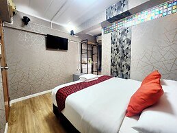 Khaosan Art Hotel