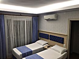 Lotus Hotel