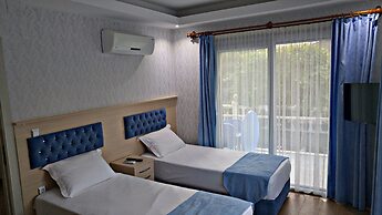Lotus Hotel