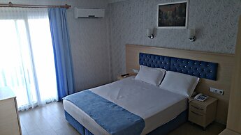 Lotus Hotel