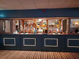 The Avenue Lodge