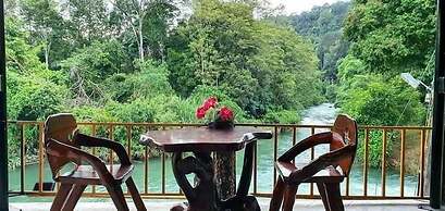 Khaosok Rainforest Resort