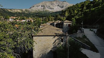 Rouista Tzoumerka Resort
