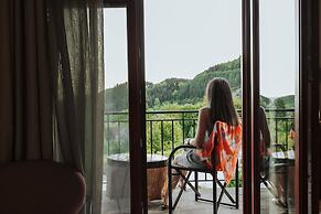 Rouista Tzoumerka Resort