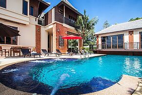 Beverly Thai House Pool Villa