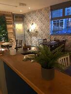 The Moseley Arms