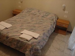 Cheltum Hotel