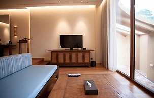 Hotel Maestro