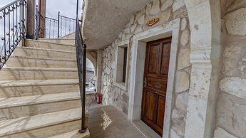 Hikmet's House