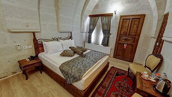Hikmet's House
