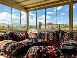 Hikmet's House