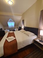Jubilee Hotel