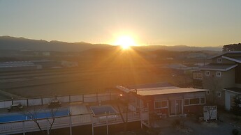 Favian Guest House