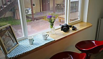 Favian Guest House