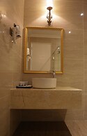 Tasik Villa International Resort