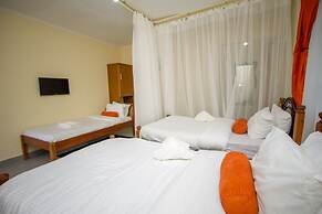 Dove Nest Lodge