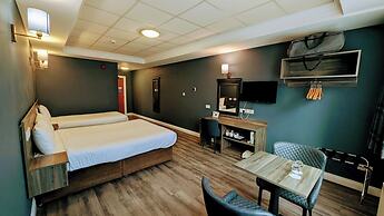 Inn on the Coast