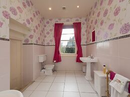 Banoge House