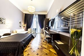 Matei Corvin Apartments