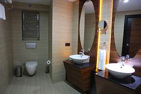 Madame Tadia Hotel