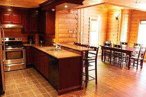 Selenia Lodge