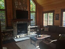 Selenia Lodge