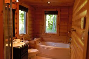 Selenia Lodge