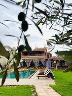 The Bird Exclusive Guest House & Spa